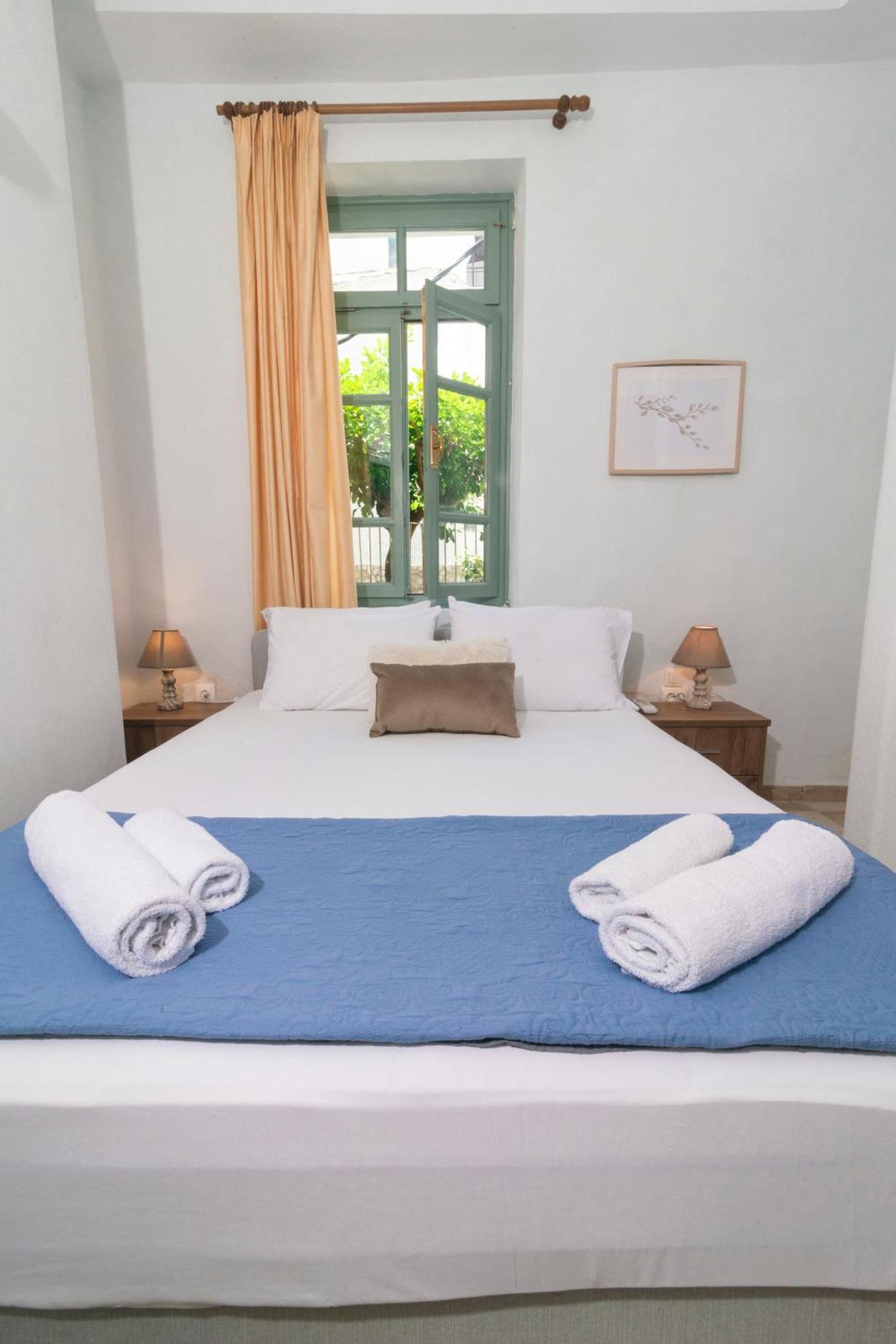 Faros Coastal Apartments Bandar Skopelos Luaran gambar